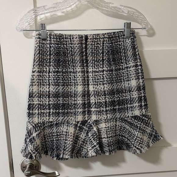 Francesca’s Plaid Peplum Ruffle Hem Knit Mini Skirt size XS - Picture 5 of 10